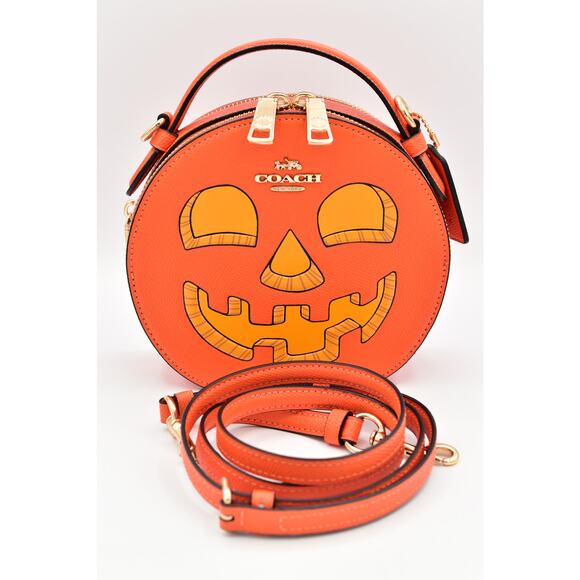 Coach Canteen Crossbody Bag Halloween Jack o Lantern Face Pumpkin CM768 NWT 2023